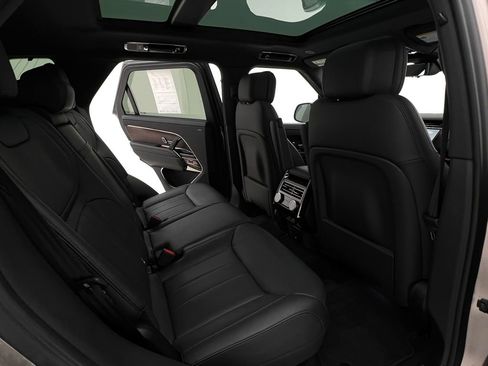 Used 2023 Land Rover Range Rover Sport SE image 14