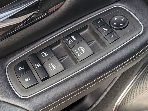 Certified 2024 RAM 1500 Limited image 23