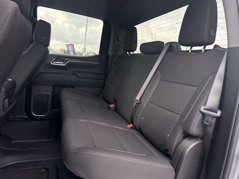 Used 2024 Chevrolet Silverado 1500 LT w/ Z71 Off-Road Package image 24