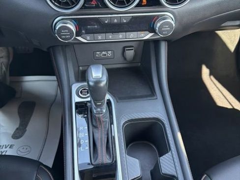 Used 2022 Nissan Sentra SR w/ SR Premium Package FWD image 25