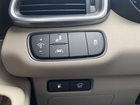 Used 2020 Kia Sorento EX image 17