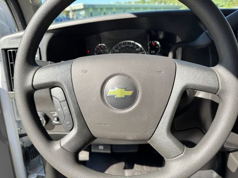 New 2025 Chevrolet Express 2500 Work Van w/ Driver Convenience Package image 12