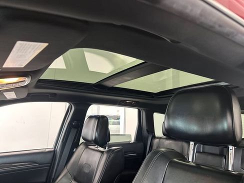 Used 2014 Jeep Grand Cherokee Overland AWD/4WD image 23