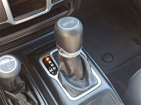 Used 2023 Jeep Wrangler Sport image 16