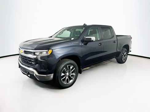 Used 2023 Chevrolet Silverado 1500 LT image 3