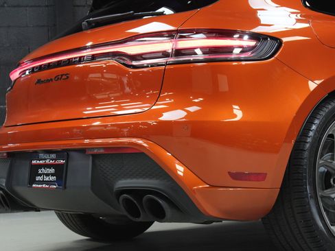 Used 2023 Porsche Macan GTS w/ Premium Package Plus image 13