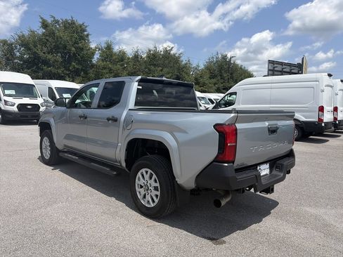Used 2024 Toyota Tacoma SR RWD image 5