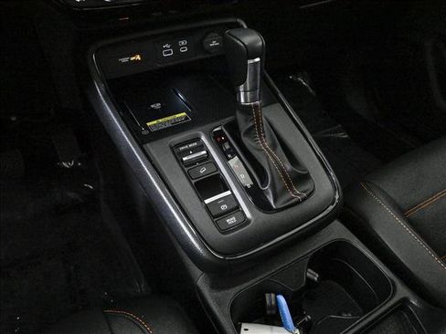 Used 2025 Honda CR-V Sport Touring image 12