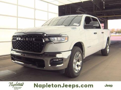 Used 2025 RAM 1500 Big Horn AWD/4WD image 1
