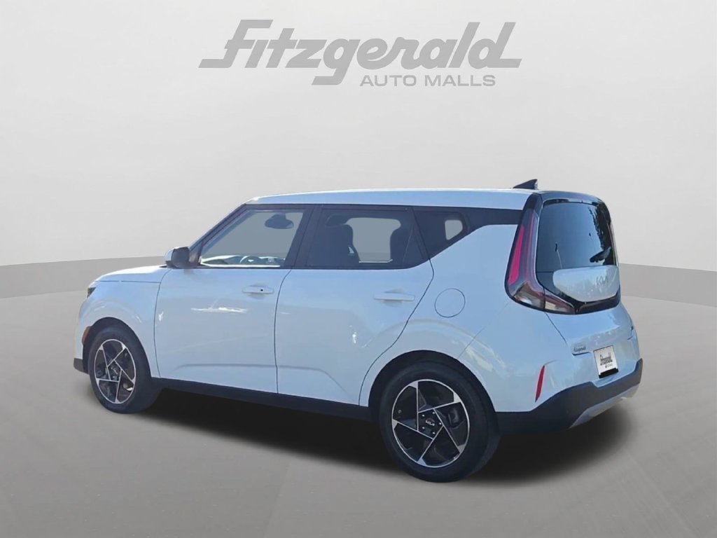 Used 2024 Kia Soul EX FWD image 6