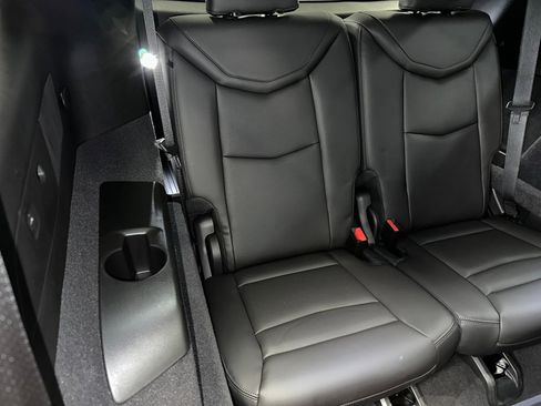 New 2025 Cadillac XT6 Premium Luxury w/ LPO, Floor Liner Package image 33