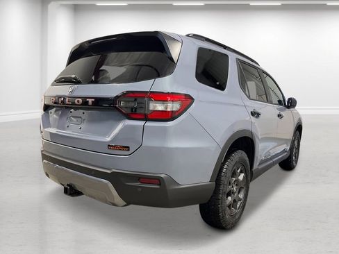 New 2026 Honda Pilot TrailSport image 5