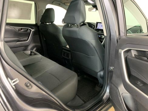 Used 2024 Toyota RAV4 LE image 33