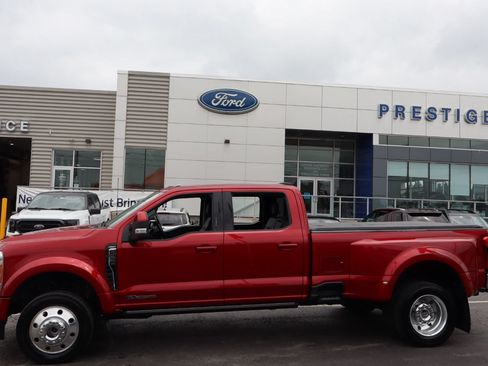 Used 2023 Ford F450 Lariat w/ Lariat Ultimate Package AWD/4WD image 3