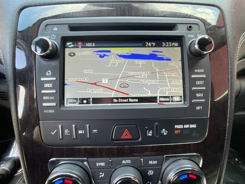 Used 2016 Chevrolet Traverse LTZ image 37