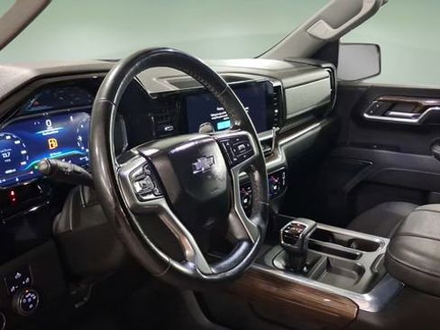 Used 2023 Chevrolet Silverado 1500 RST image 24