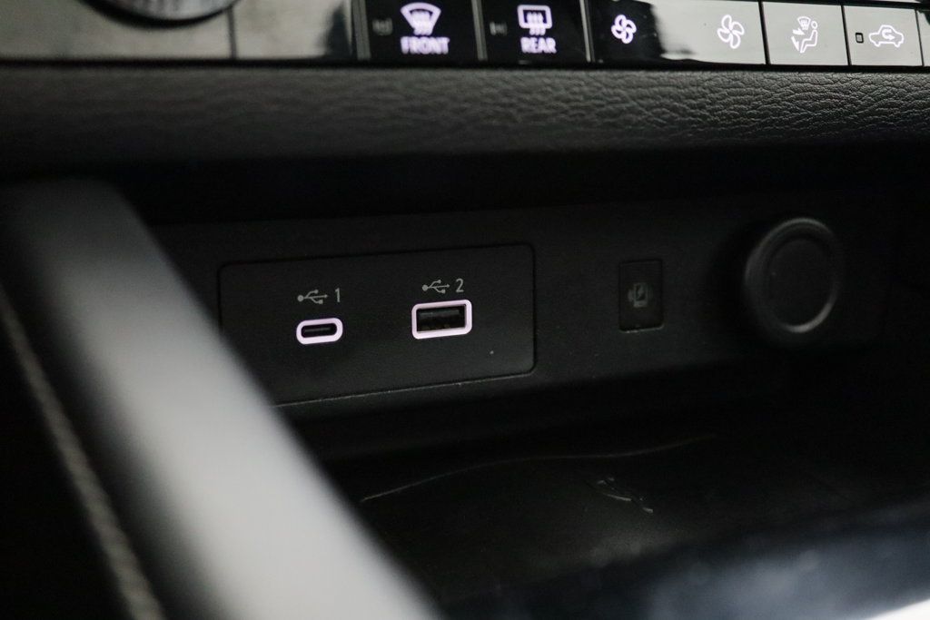 Used 2022 Mitsubishi Outlander SE FWD image 29