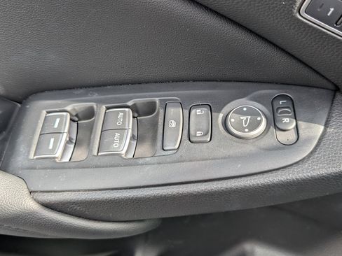 Used 2022 Honda Accord EX-L image 18