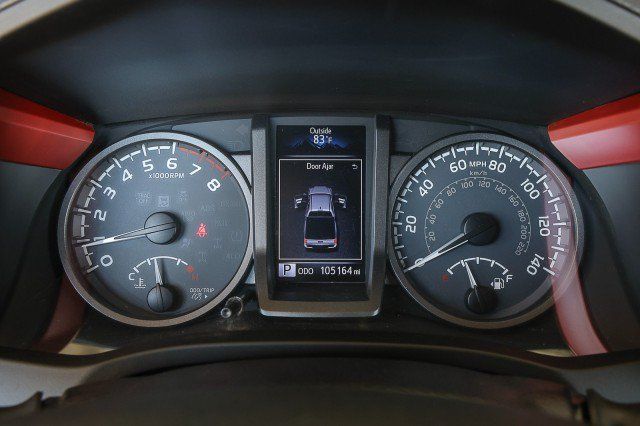 Used 2016 Toyota Tacoma TRD Sport RWD image 24