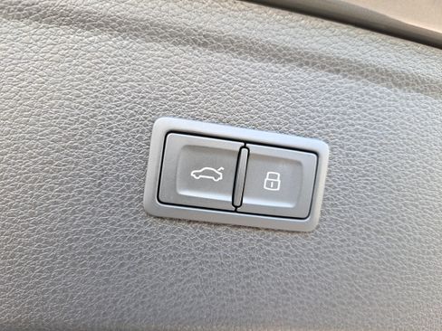 Used 2023 Audi Q5 2.0T Premium image 8