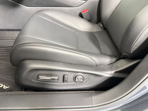 Certified 2025 Honda Accord EX-L image 11