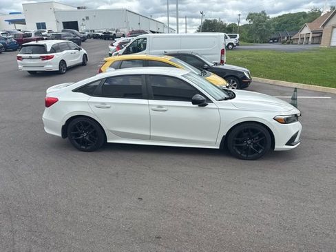 Used 2022 Honda Civic Sport image 3