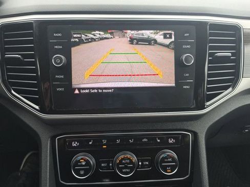 Used 2018 Volkswagen Atlas SEL FWD image 31
