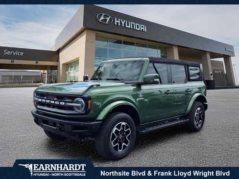 Used 2022 Ford Bronco Outer Banks AWD/4WD image 1
