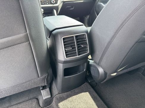 Used 2023 Kia Sportage LX image 17