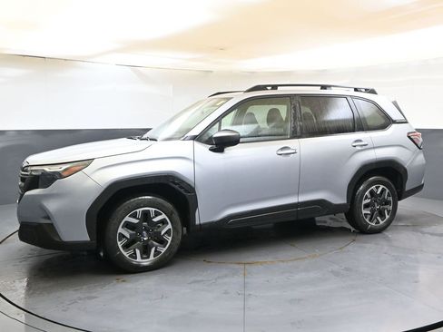 Certified 2025 Subaru Forester Premium AWD/4WD image 2