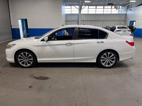 Used 2014 Honda Accord Sport image 6