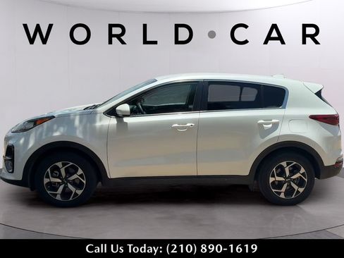 Used 2021 Kia Sportage LX FWD image 11