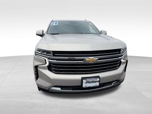 Certified 2024 Chevrolet Tahoe LT w/ Luxury Package AWD/4WD image 9
