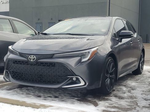 Used 2025 Toyota Corolla XSE image 2