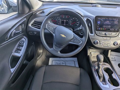 Used 2024 Chevrolet Malibu LT image 14