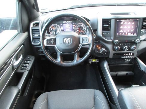 Used 2019 RAM 1500 Big Horn AWD/4WD image 18
