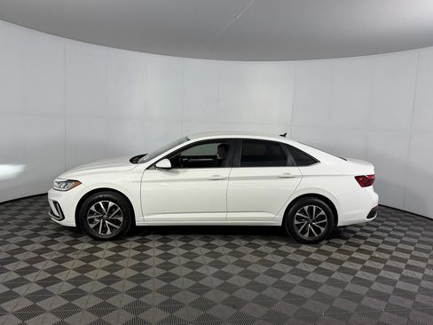 Used 2025 Volkswagen Jetta S FWD image 11
