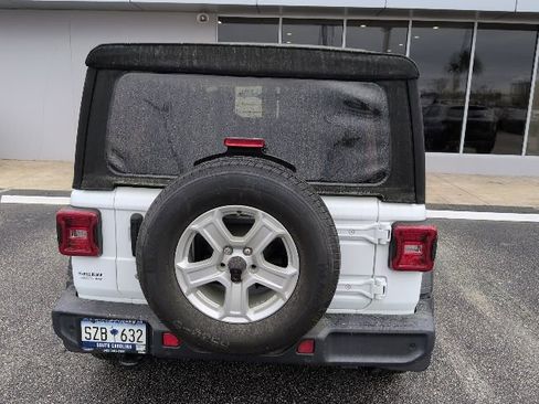 Used 2020 Jeep Wrangler Unlimited Sport S image 6