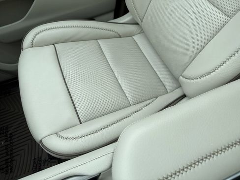 Used 2022 GMC Yukon Denali image 27