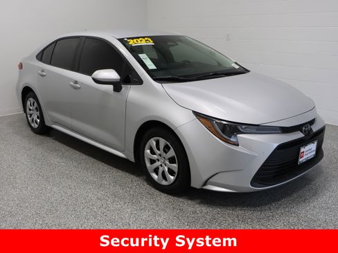 Certified 2023 Toyota Corolla LE image 4