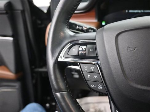 Certified 2023 Lincoln Nautilus Reserve w/ Equipment Group 201A image 16