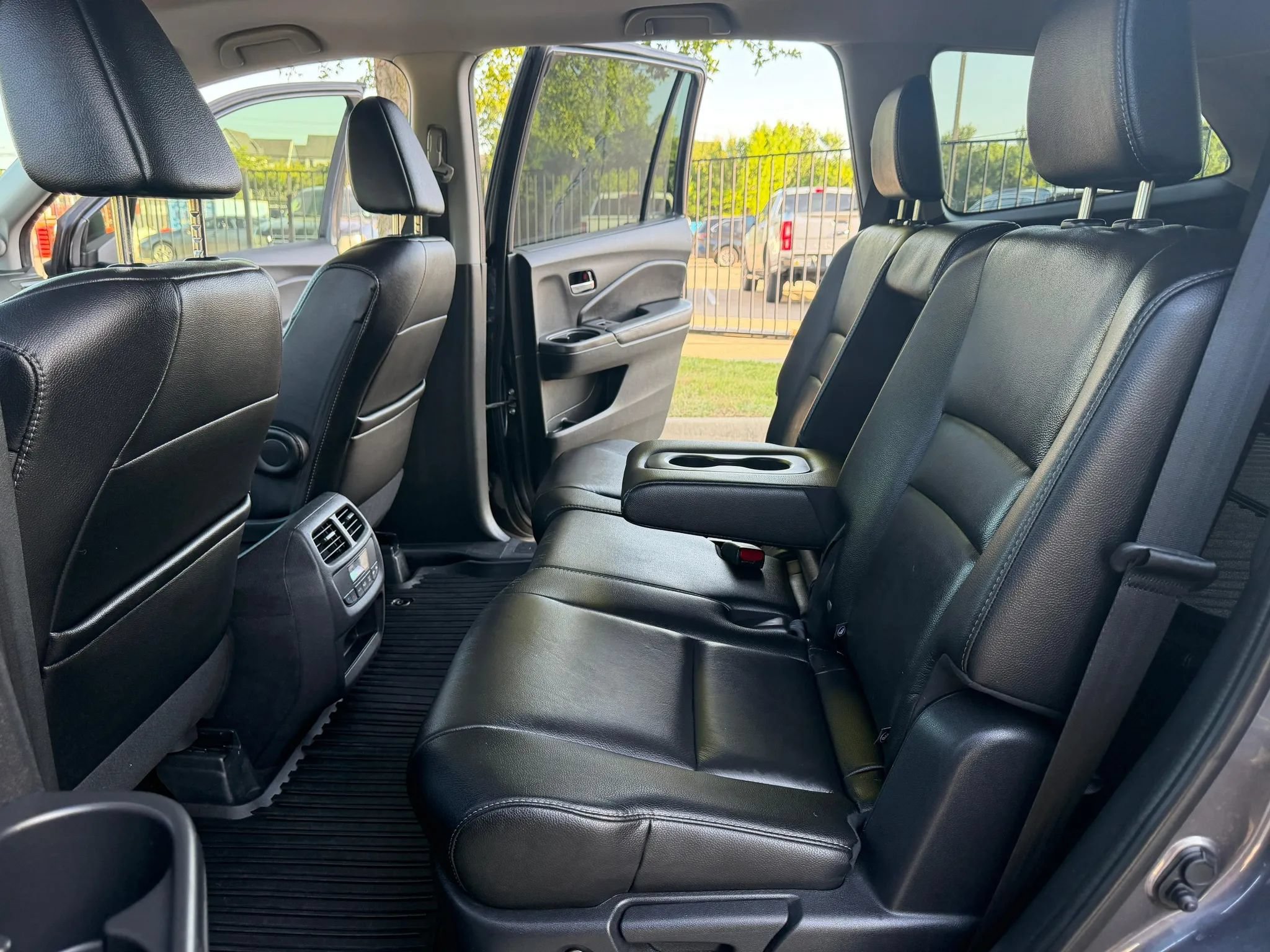 Used 2017 Honda Pilot EX-L image 19