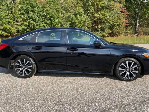 Certified 2023 Honda Civic EX image 10