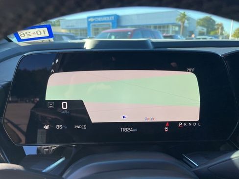 Used 2025 Chevrolet Suburban Z71 w/ Comfort Package image 20