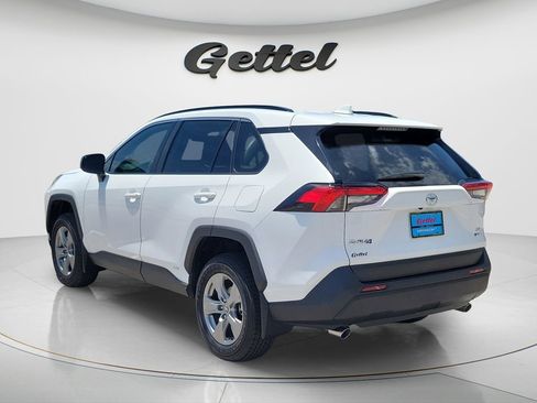 Certified 2025 Toyota RAV4 LE AWD/4WD image 7