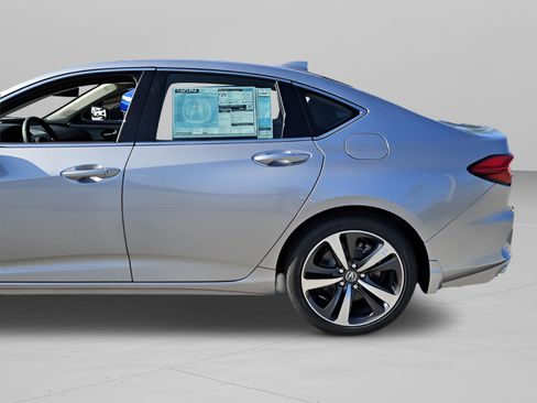 New 2025 Acura TLX w/ Technology Package image 38