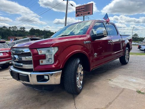 Used 2015 Ford F150 King Ranch w/ Equipment Group 601A Luxury RWD image 3