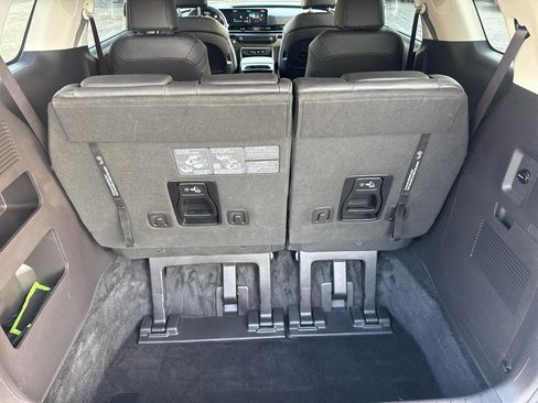 Used 2026 Kia Carnival LXS image 46