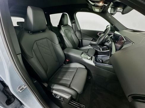 Used 2025 BMW X3 xDrive30i w/ Premium Package image 27