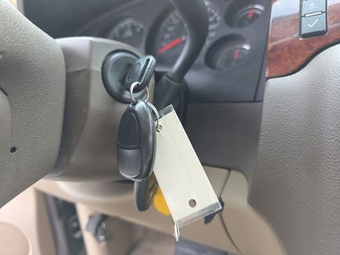 Used 2011 Chevrolet Tahoe LT w/ Luxury Package image 32